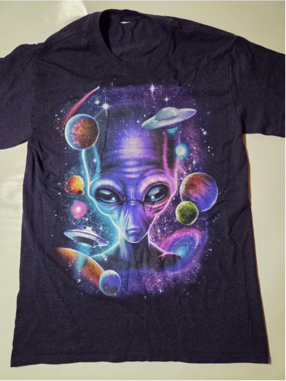 Alien tee